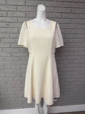 GELI Women’s Cream Textured Square Neckline Rhinestone Trim Dress Size 6